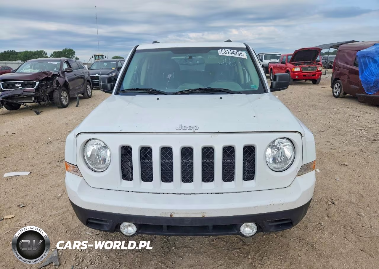 2015 Jeep Patriot Latitude VIN:1C4NJRFB9FD316398 - 5