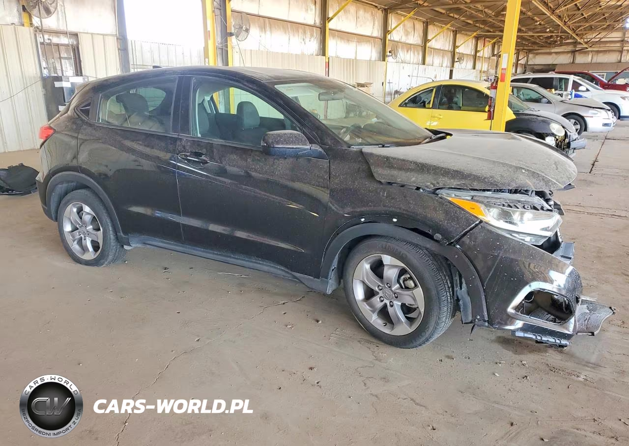2021 Honda Hr-V Lx VIN:3CZRU6H39MM711822 - 4