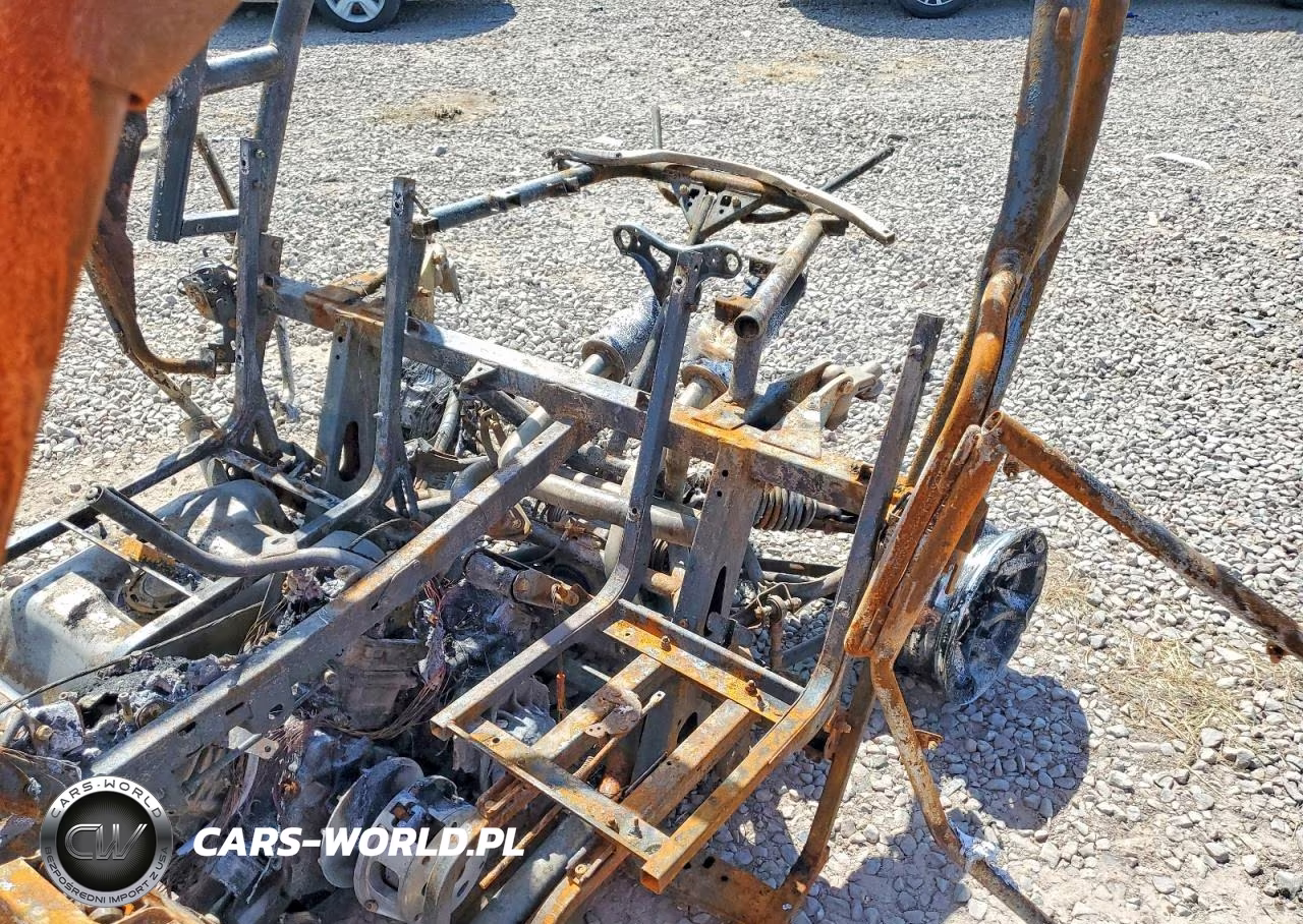 2018 Can-Am Maverick Utility Vehicle VIN:3JBPVAP24JJ000471 - 10