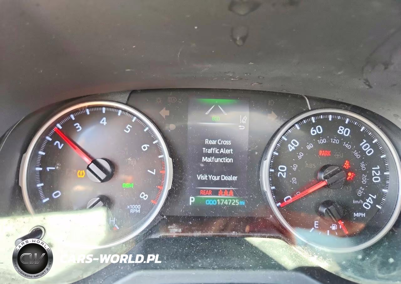 2019 Toyota Rav4 Xle Premium VIN:JTMA1RFV4KD516463 - 9