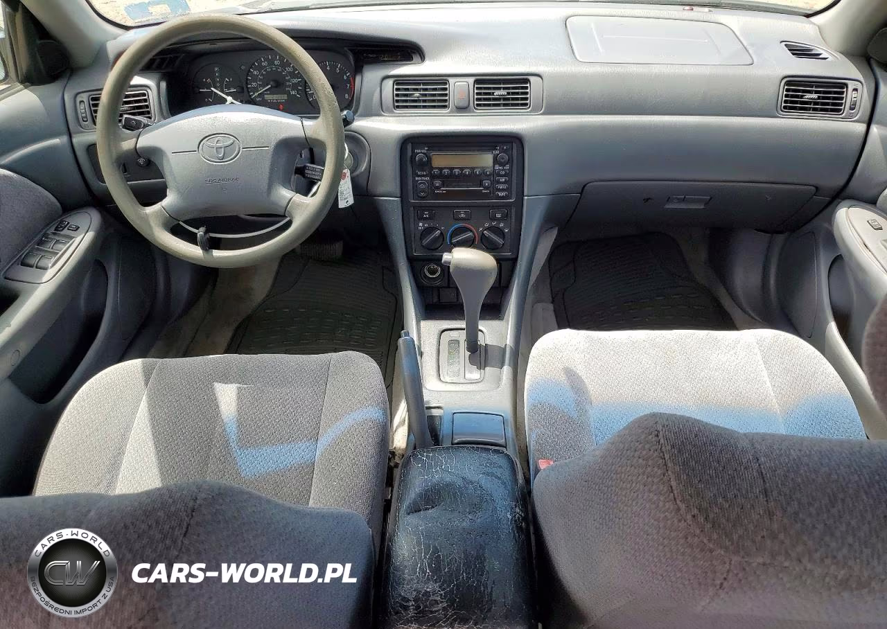 2000 Toyota Camry Le VIN:JT2BG22K7Y0442762 - 8