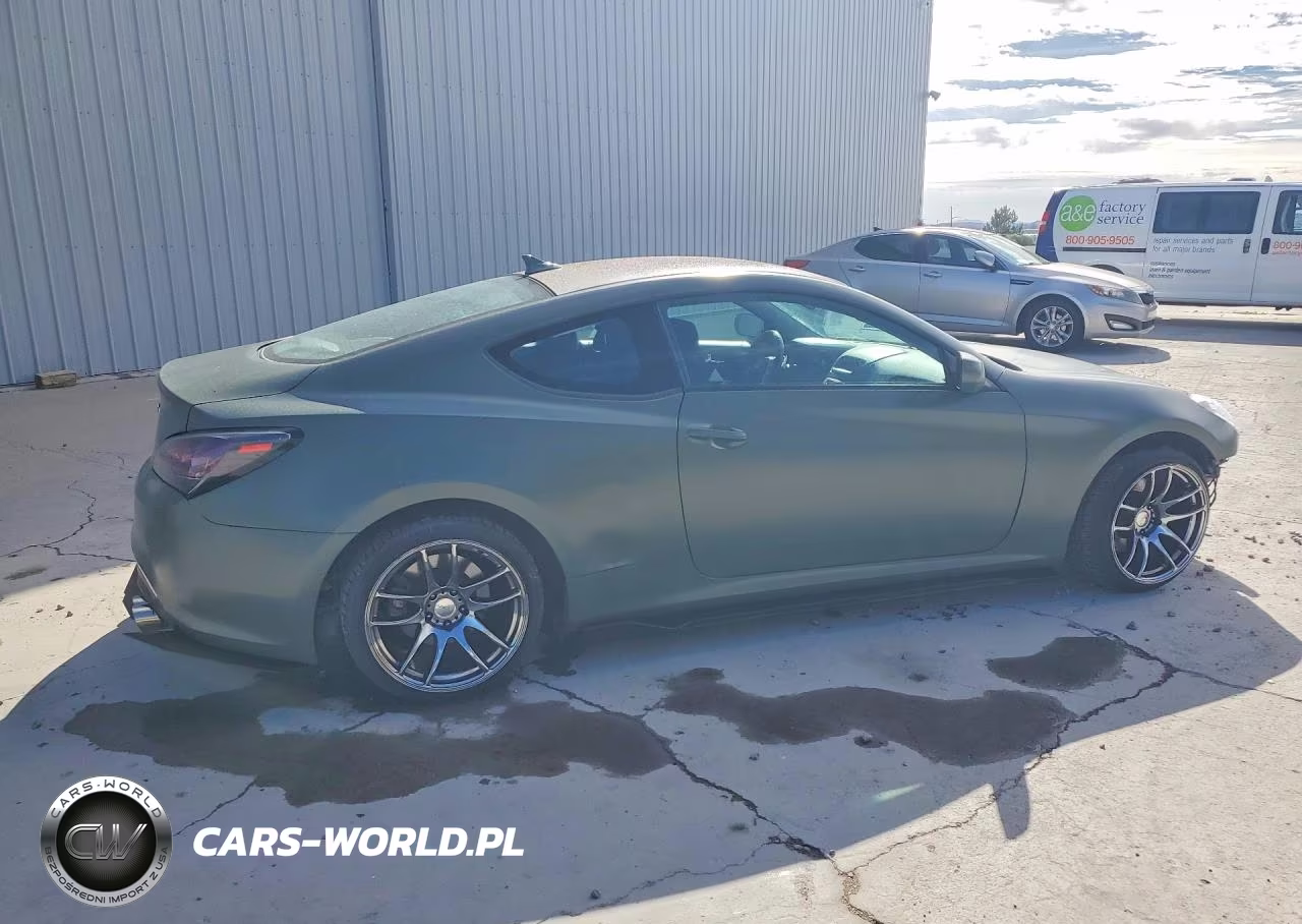 2010 Hyundai Genesis Coupe 2.0T VIN:KMHHT6KDXAU030500 - 3