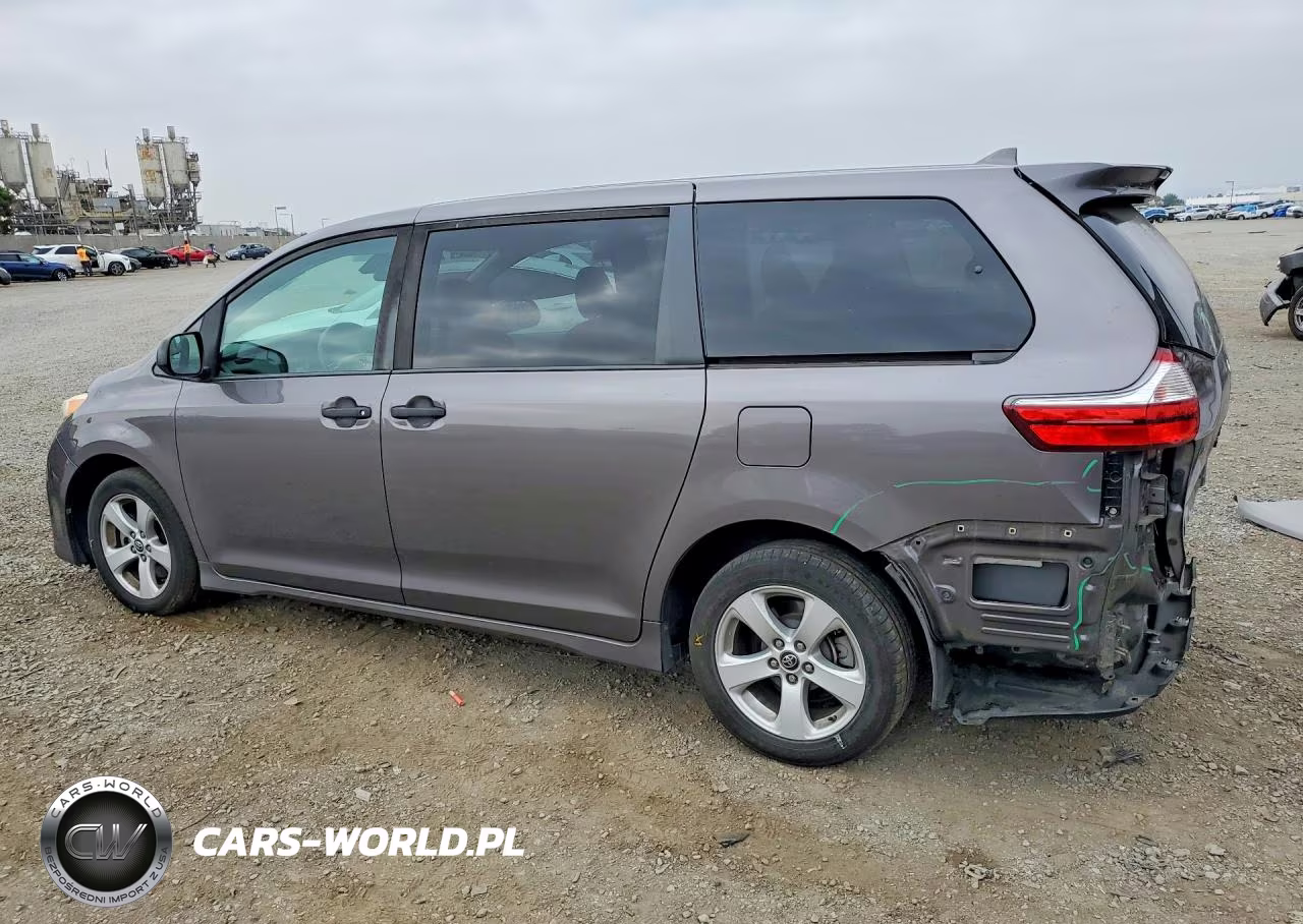2019 Toyota Sienna L 7-Passenger VIN:5TDZZ3DC0KS969879 - 2