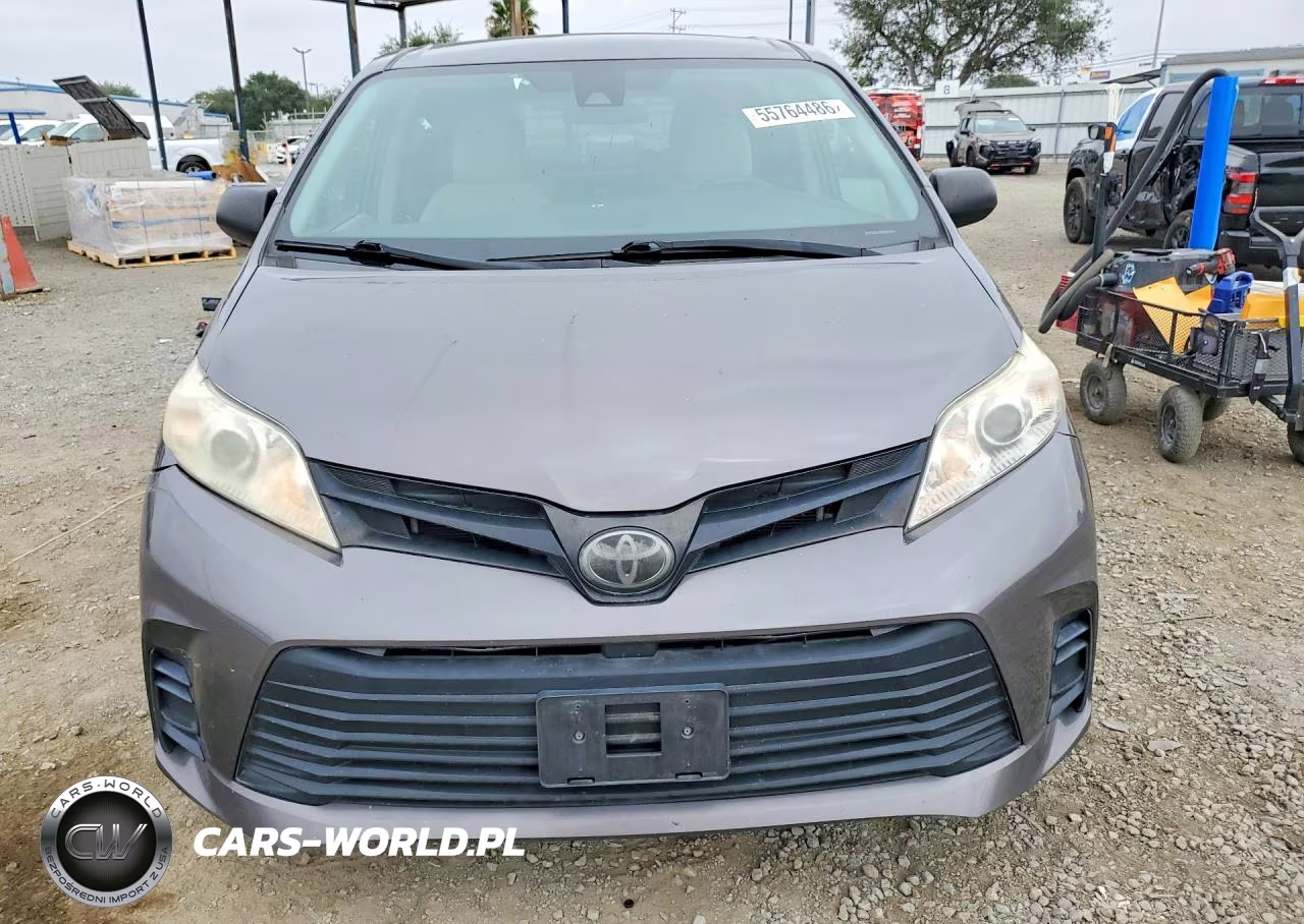 2019 Toyota Sienna L 7-Passenger VIN:5TDZZ3DC0KS969879 - 5
