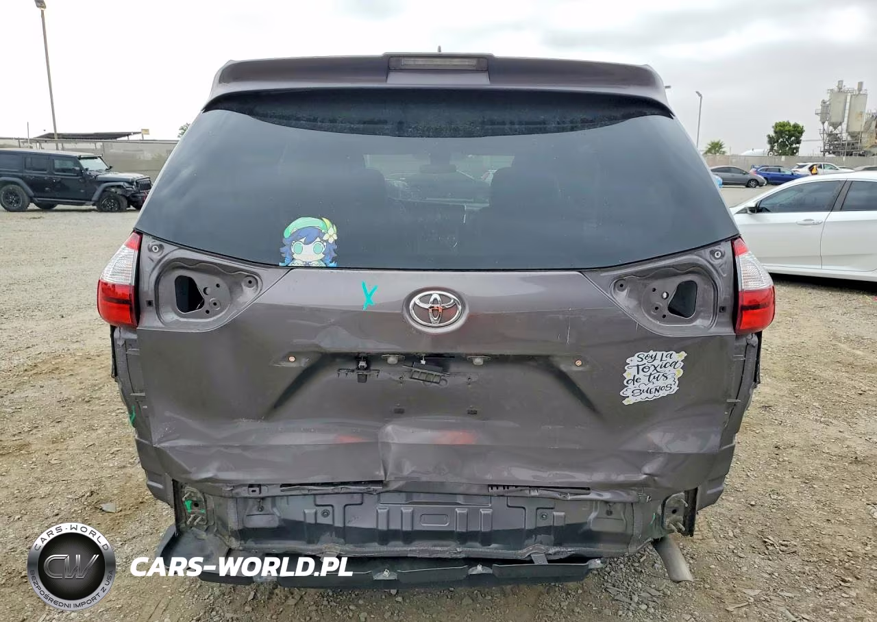 2019 Toyota Sienna L 7-Passenger VIN:5TDZZ3DC0KS969879 - 6