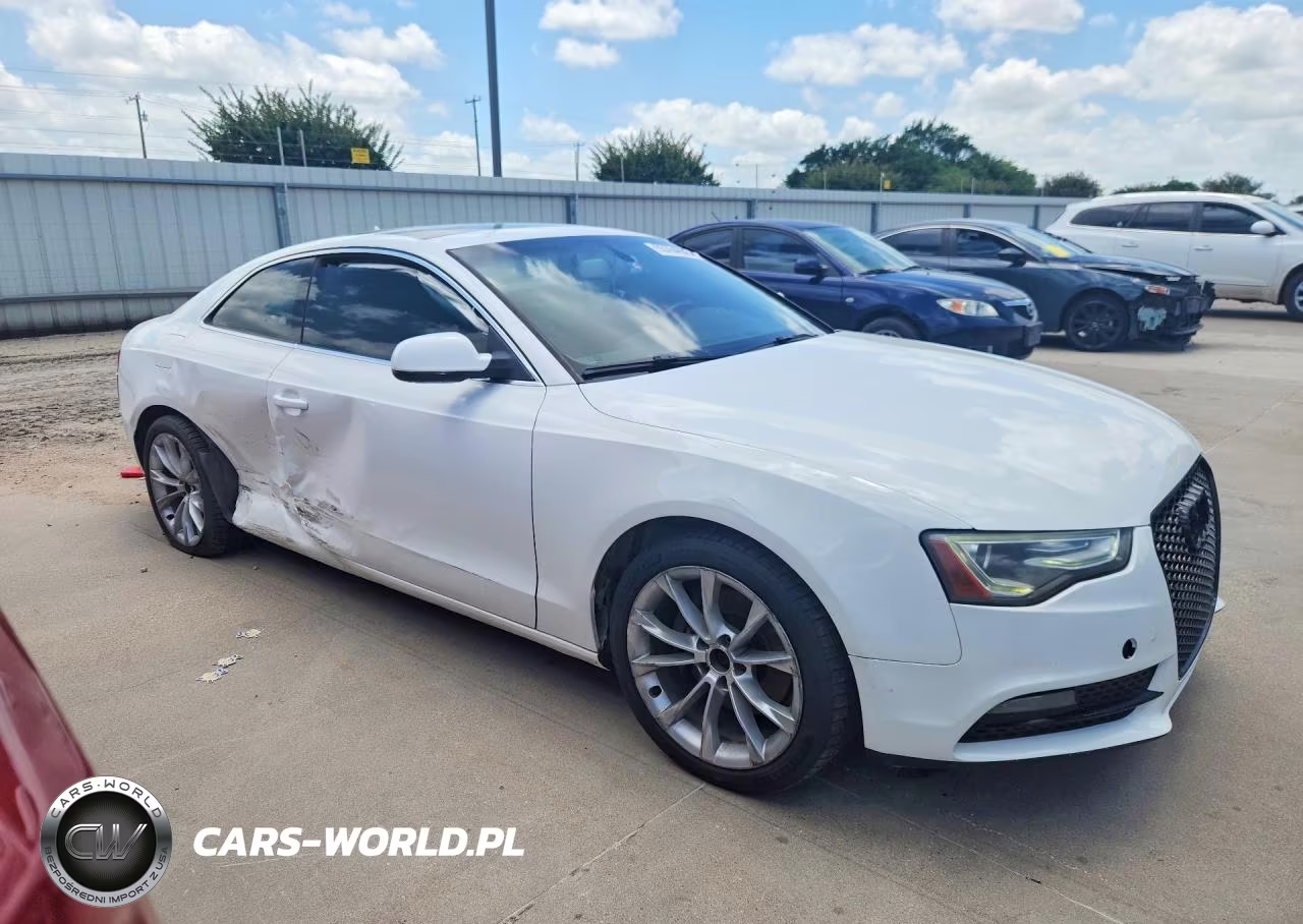 2013 Audi A5 Premium Plus VIN:WAULFAFR1DA001064 - 4