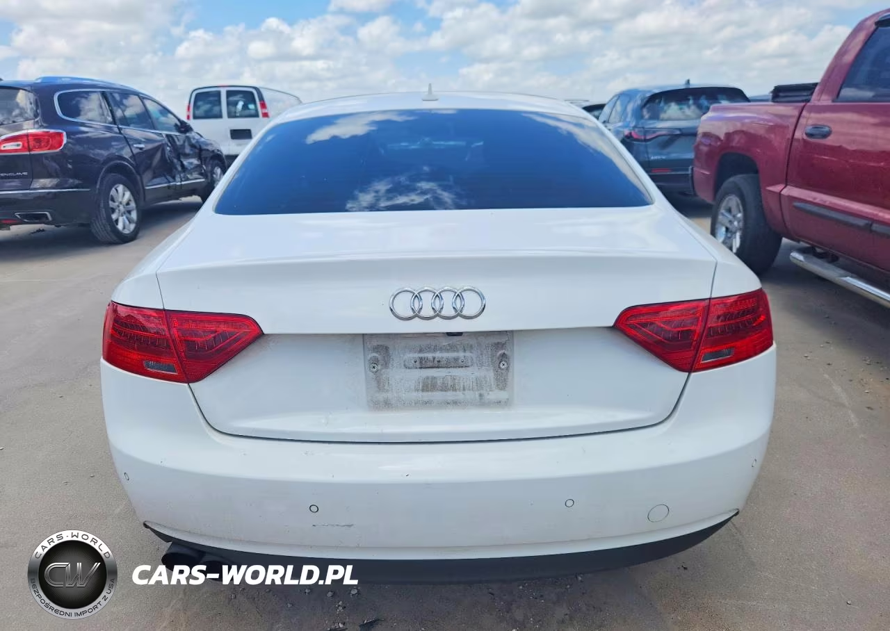 2013 Audi A5 Premium Plus VIN:WAULFAFR1DA001064 - 6