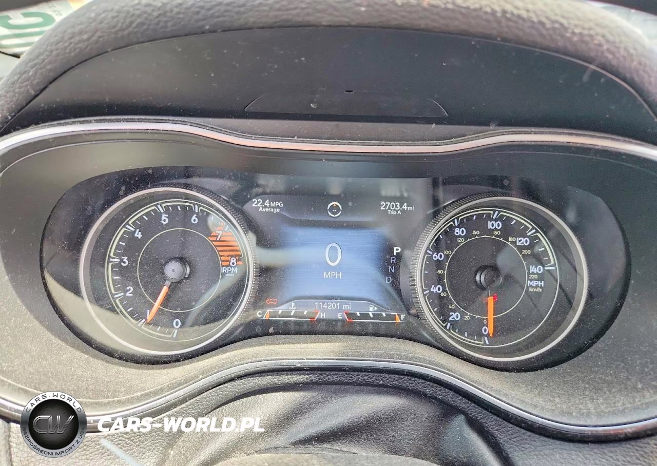 2019 Jeep Cherokee Trailhawk VIN:1C4PJMBX7KD282579 - 9