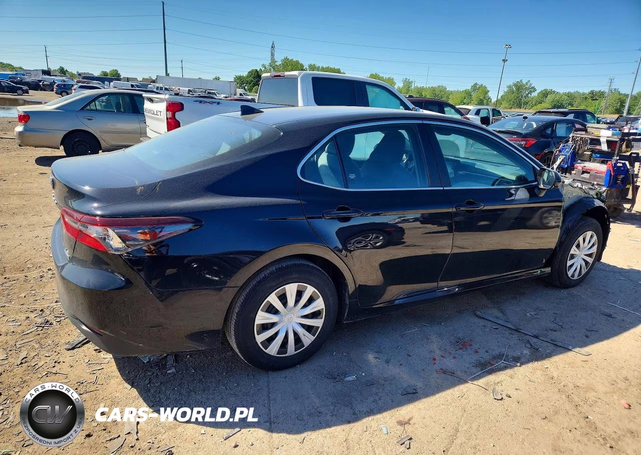 2023 Toyota Camry Le VIN:4T1C31AK5PU620206 - 3