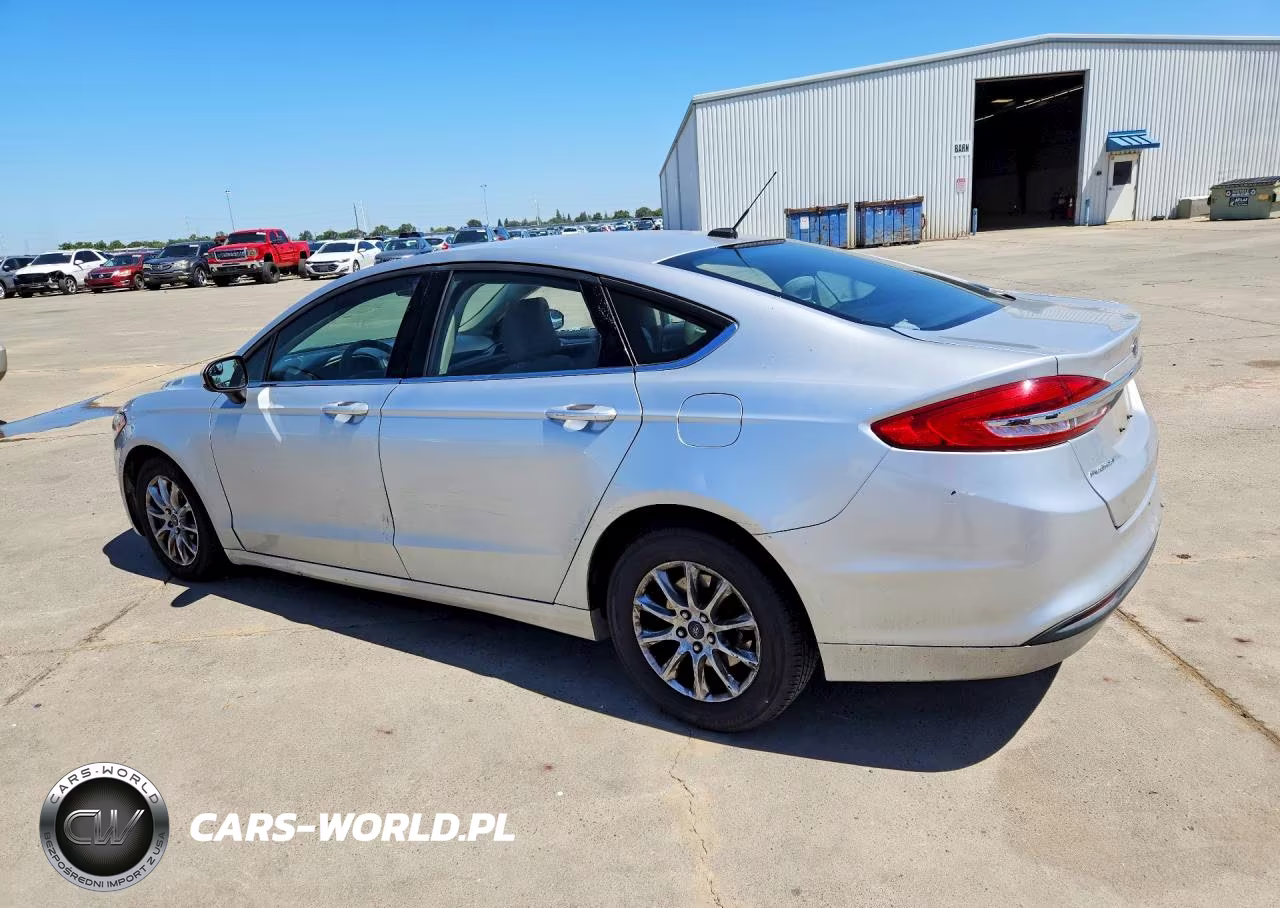 2018 Ford Fusion S VIN:3FA6P0G73JR167971 - 2