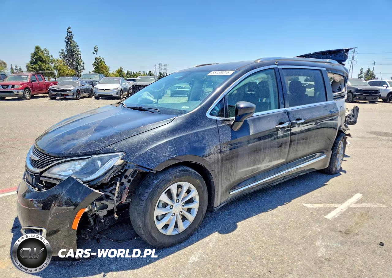 2019 Chrysler Pacifica Touring L – zdjęcie 1 z 13