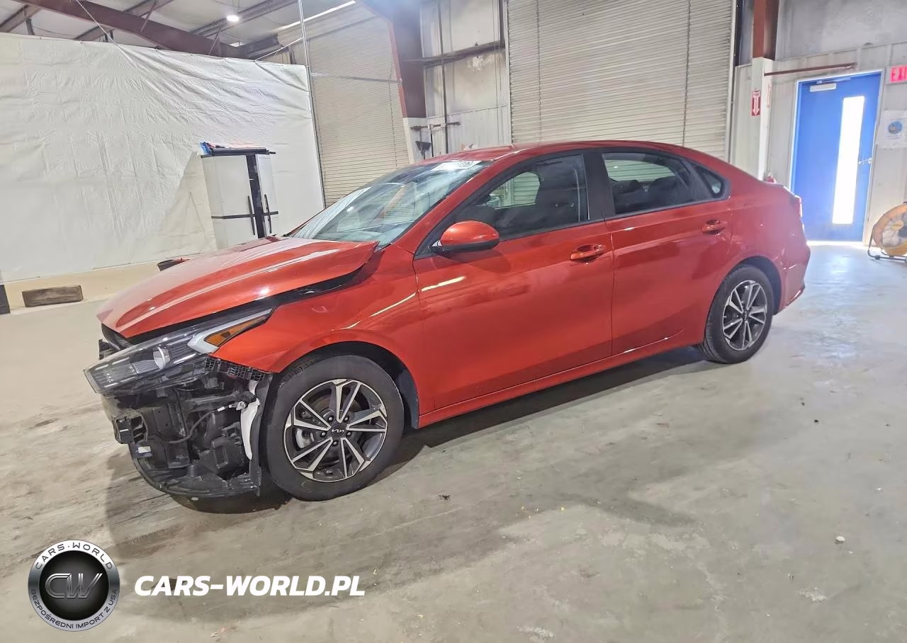 2022 Kia Forte Lxs – zdjęcie 1 z 13