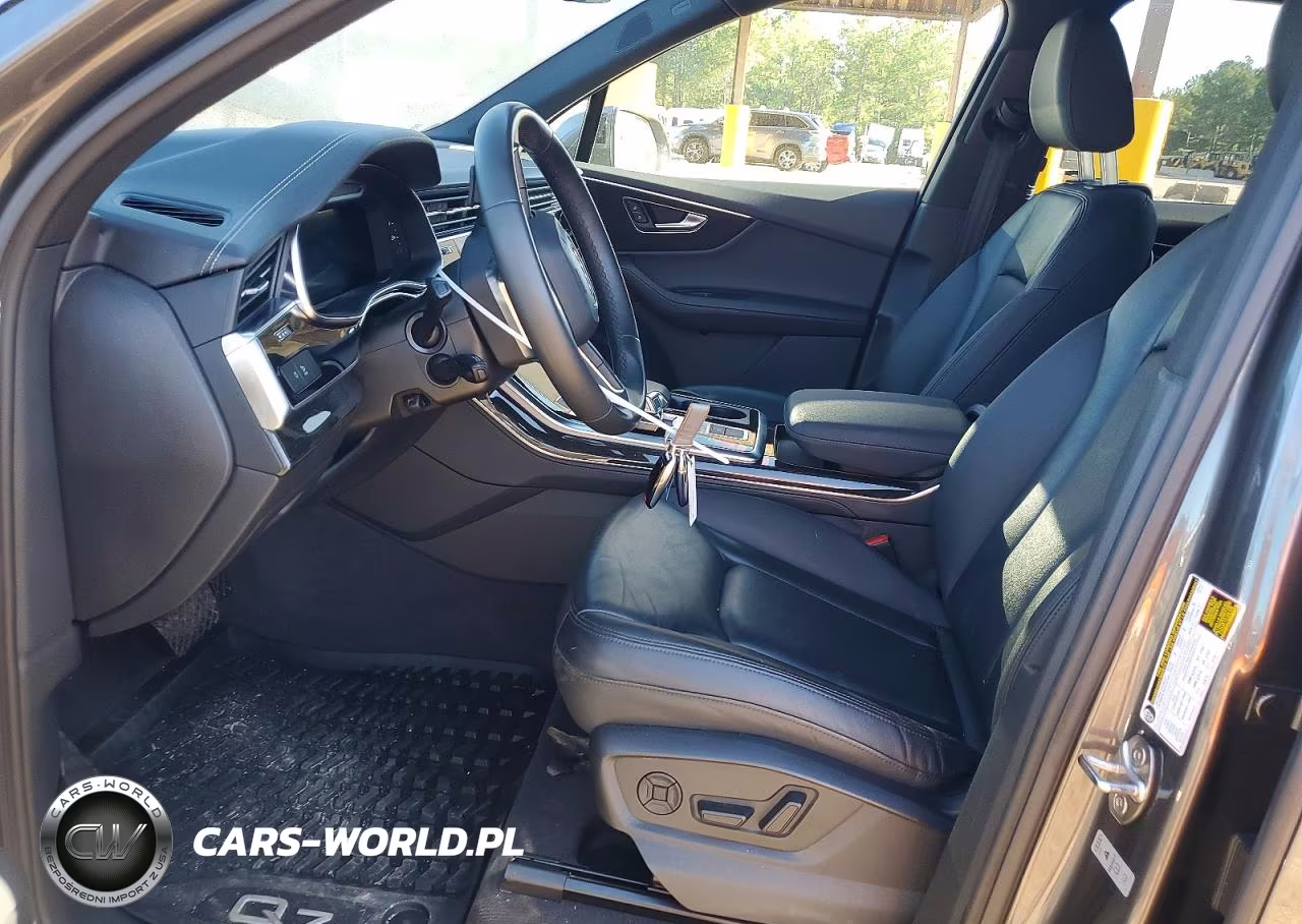 2023 Audi Q7 Premium Plus VIN:WA1LXBF73PD014867 - 7