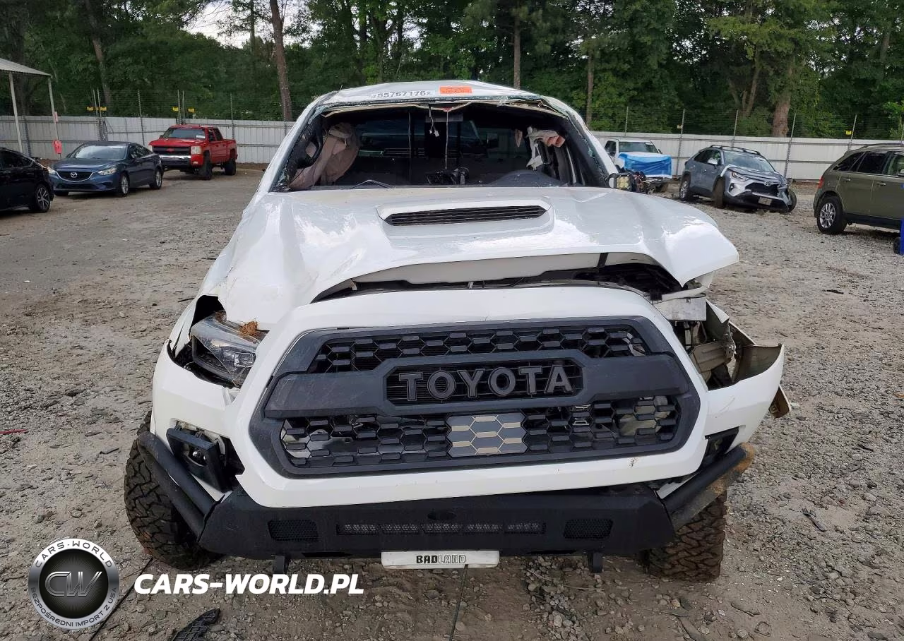 2018 Toyota Tacoma Trd Sport VIN:3TMCZ5ANXJM152554 - 5
