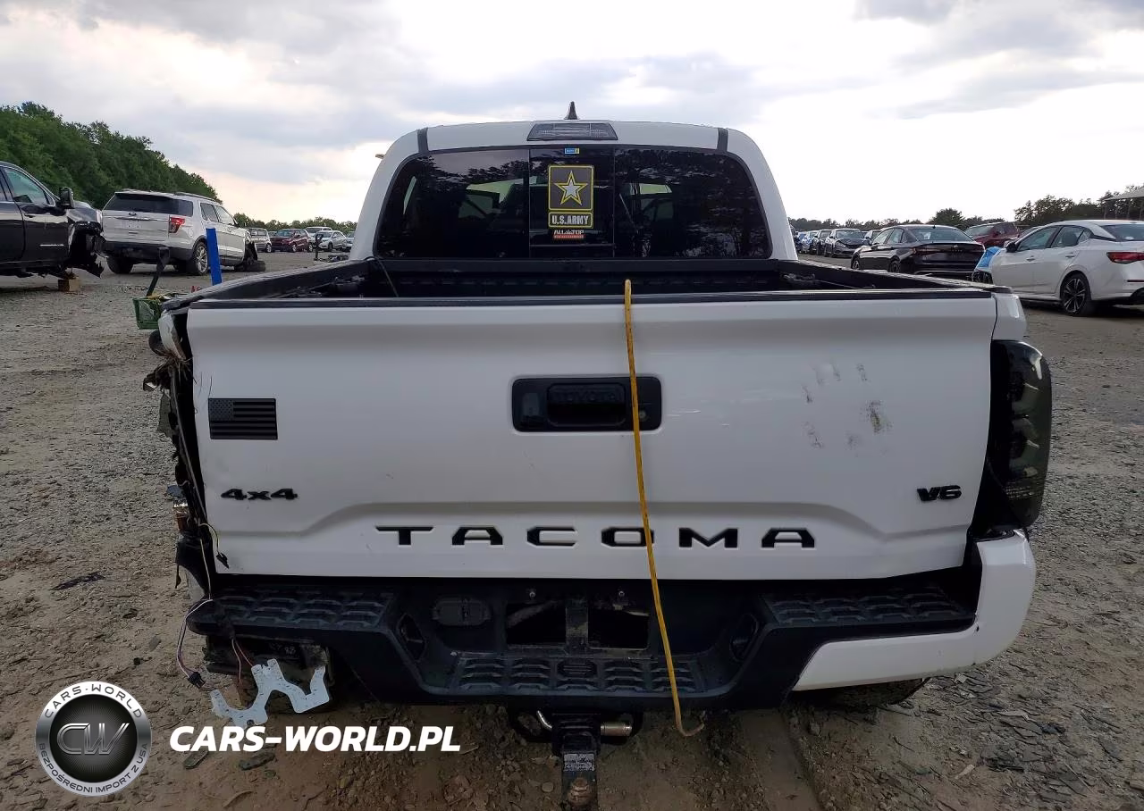 2018 Toyota Tacoma Trd Sport VIN:3TMCZ5ANXJM152554 - 6
