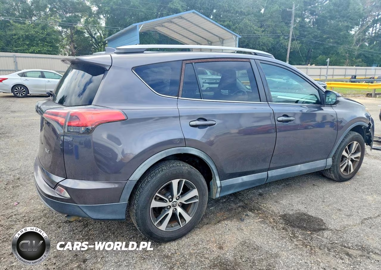 2018 Toyota Rav4 Xle VIN:2T3WFREV3JW409866 - 3