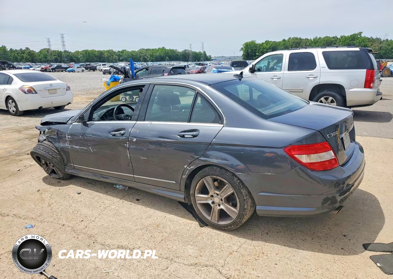 2010 Mercedes-Benz C 300 VIN:WDDGF5EB9AR098355 - 2