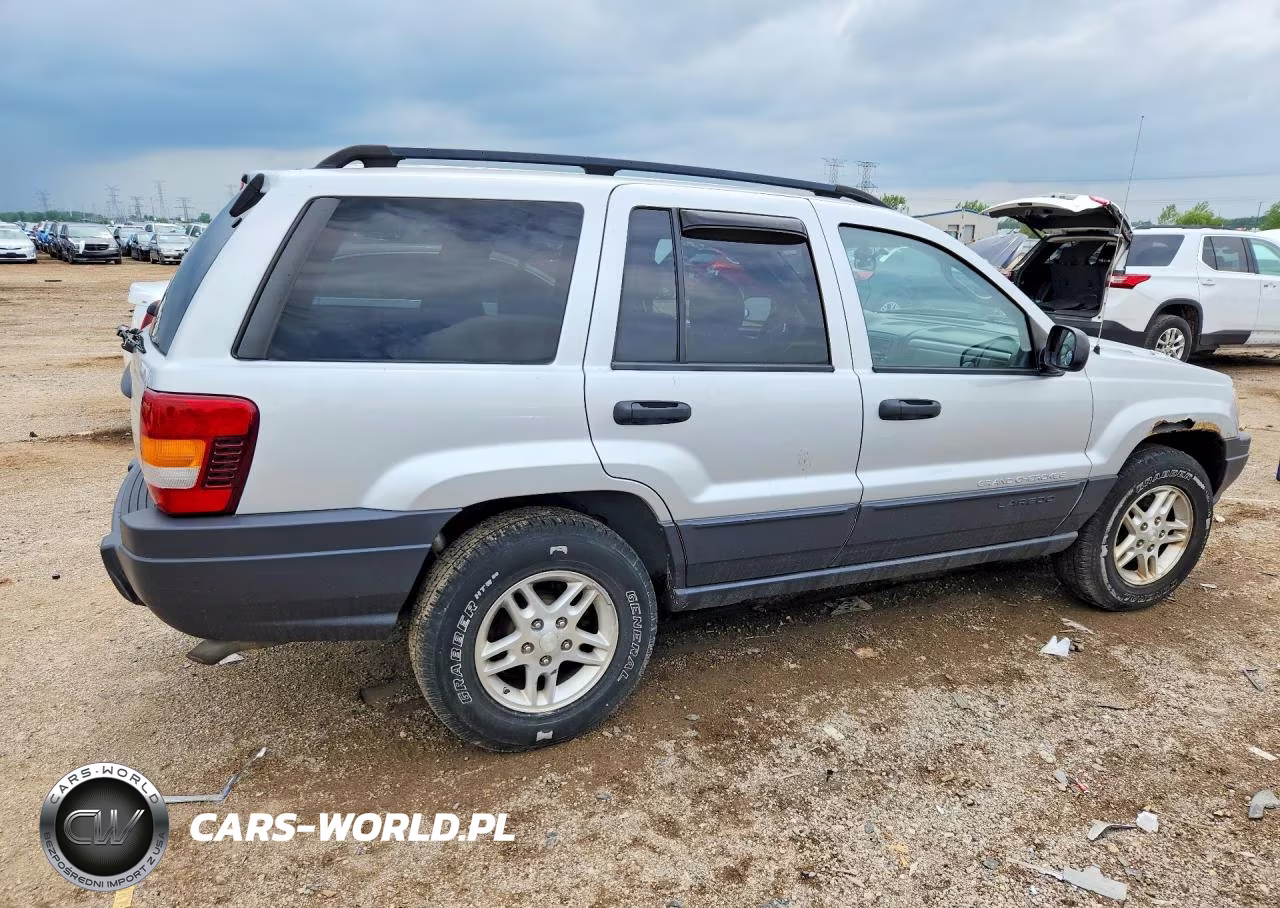 2003 Jeep Grand Cherokee Laredo VIN:1J4GW48N83C573648 - 3