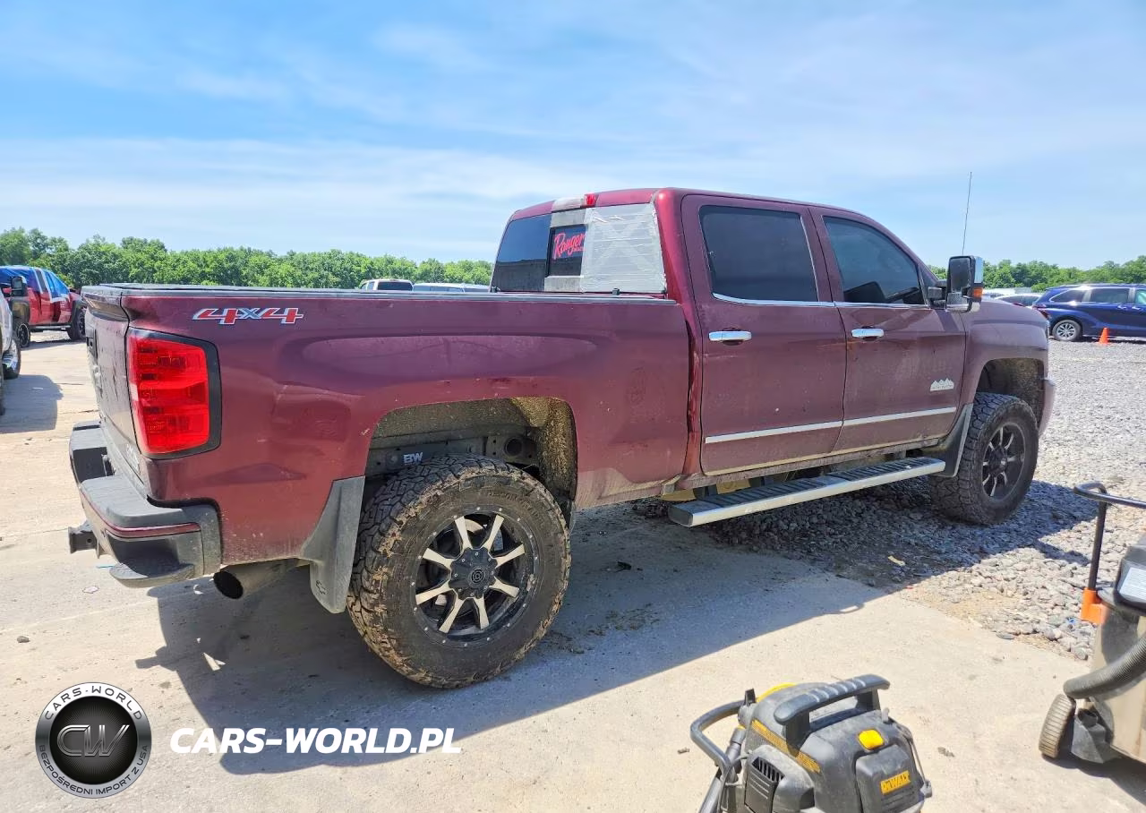 2016 Chevrolet Silverado K2500 High Country VIN:1GC1KXE85GF117327 - 3