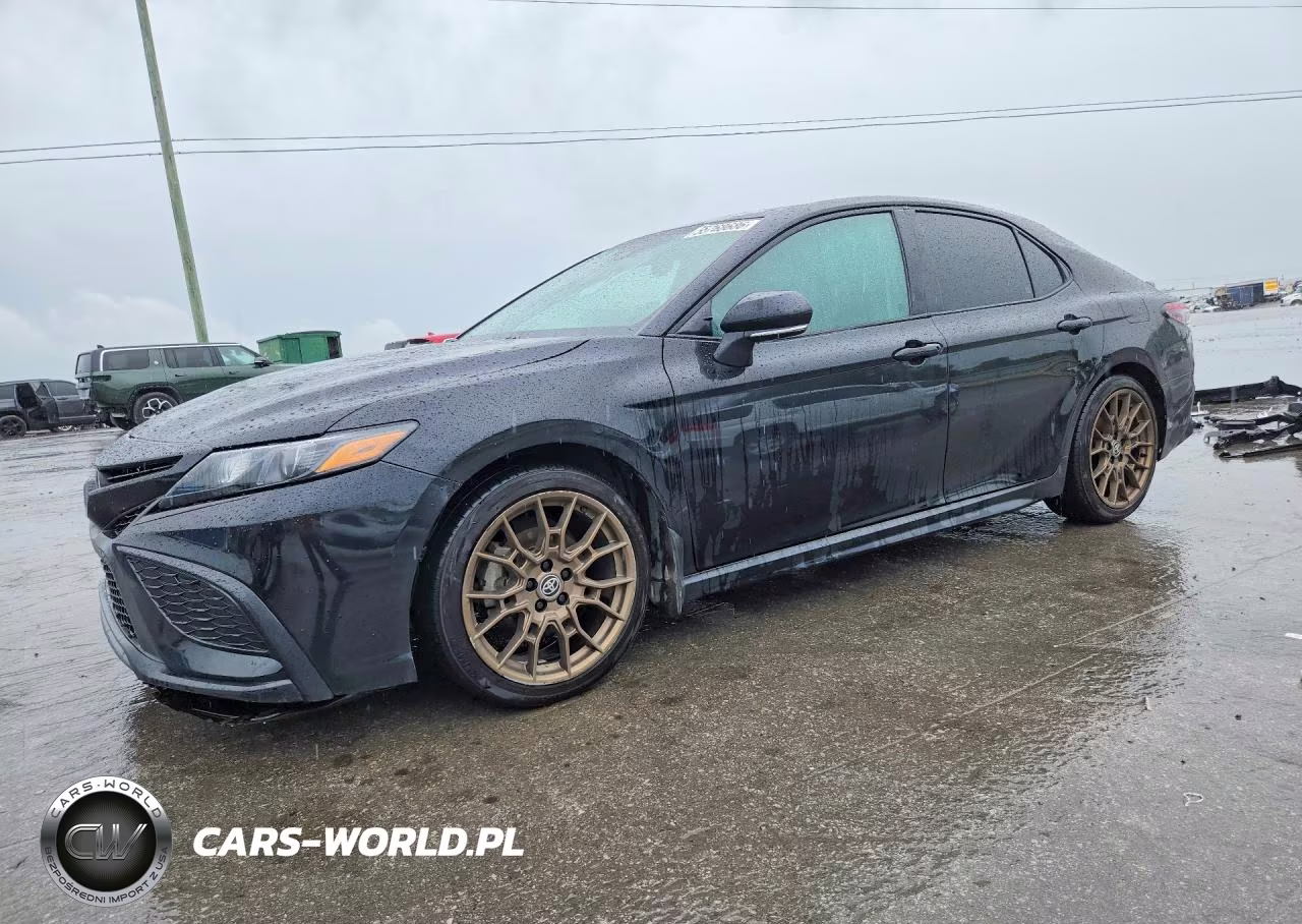 2023 Toyota Camry Se Nightshade – zdjęcie 1 z 13