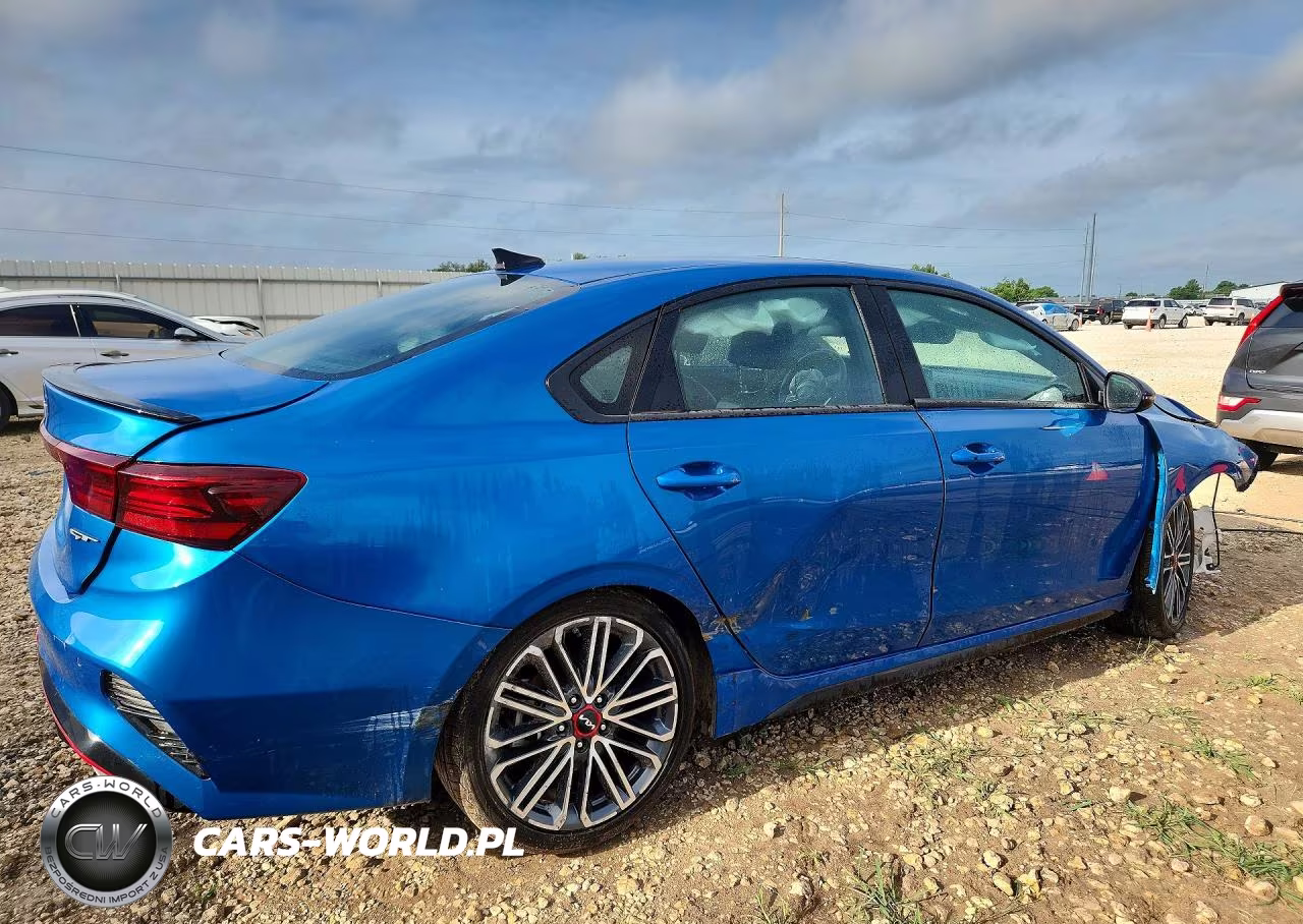2023 Kia Forte Gt VIN:3KPF44AC7PE618335 - 3