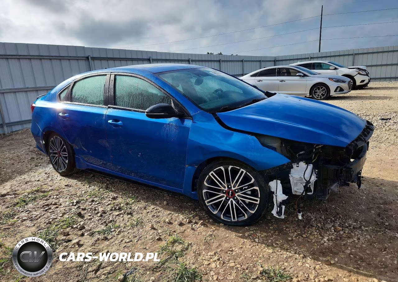 2023 Kia Forte Gt VIN:3KPF44AC7PE618335 - 4