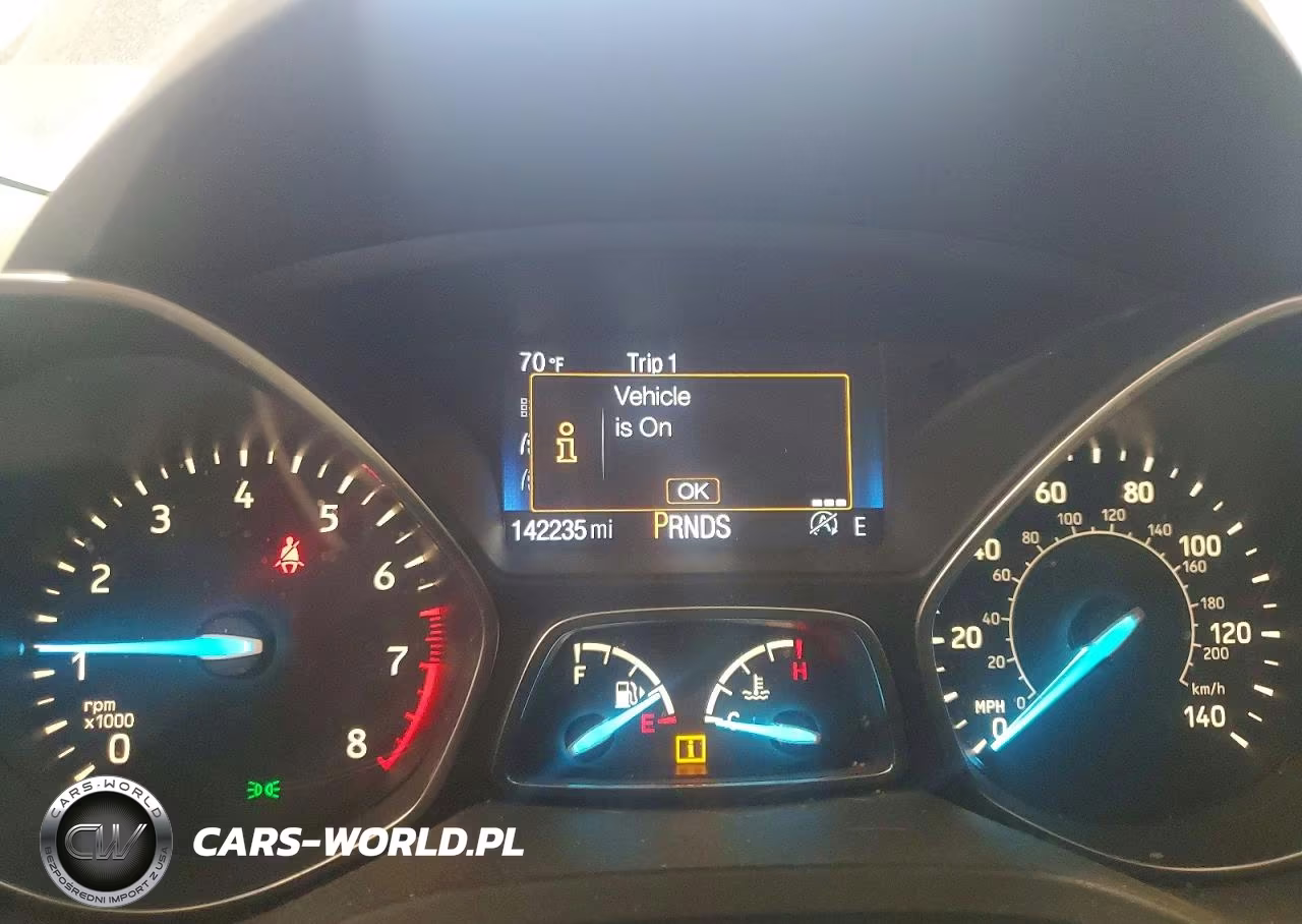 2018 Ford Escape Se VIN:1FMCU9GD6JUD32867 - 9