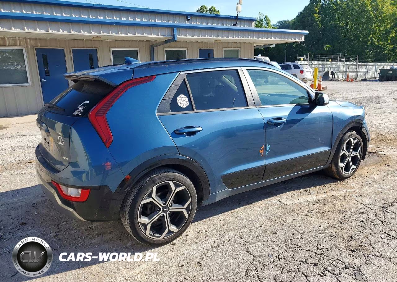 2023 Kia Niro Ex VIN:KNDCR3LE0P5037929 - 3