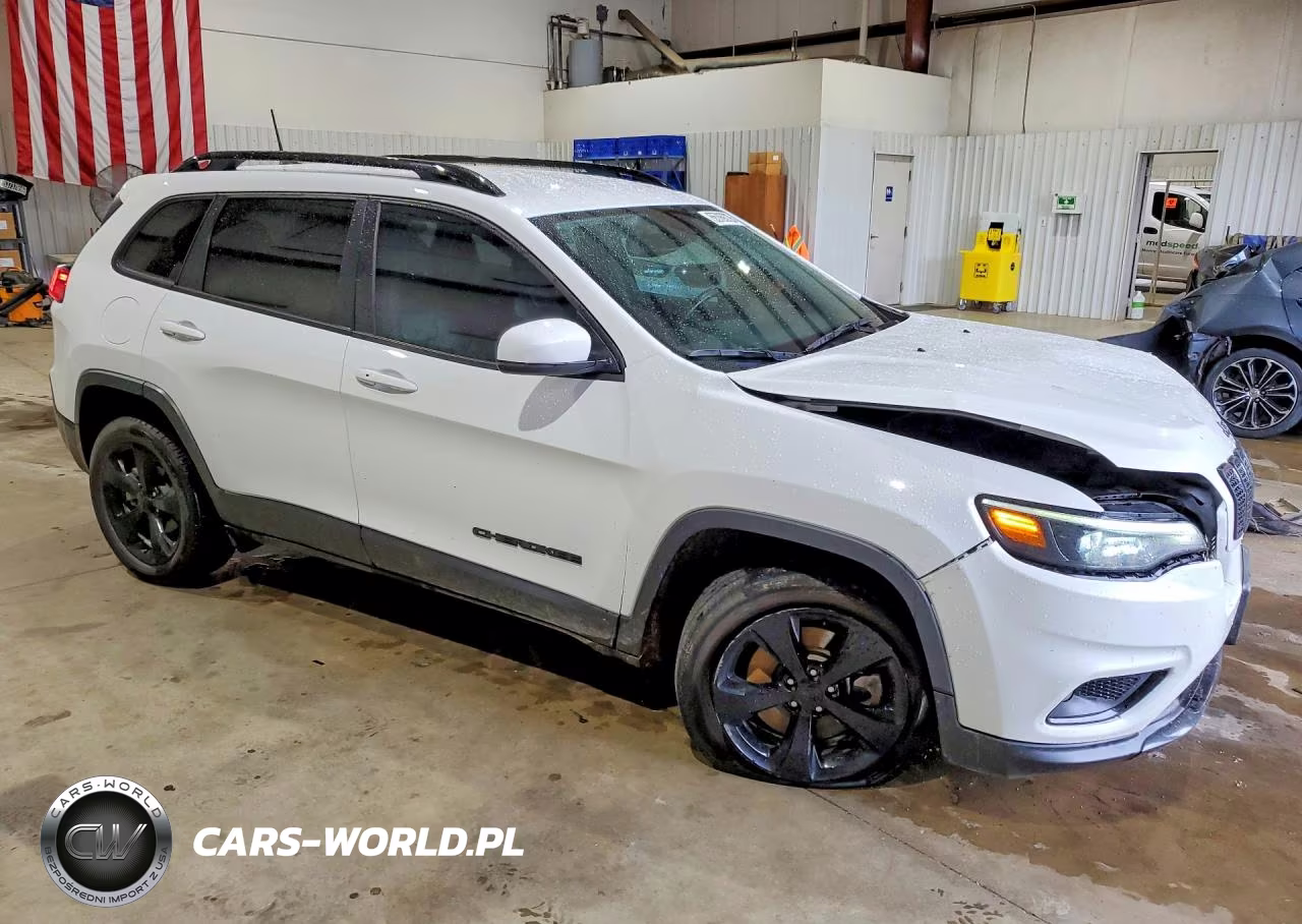 2021 Jeep Cherokee Latitude Plus VIN:1C4PJLLB7MD144184 - 4