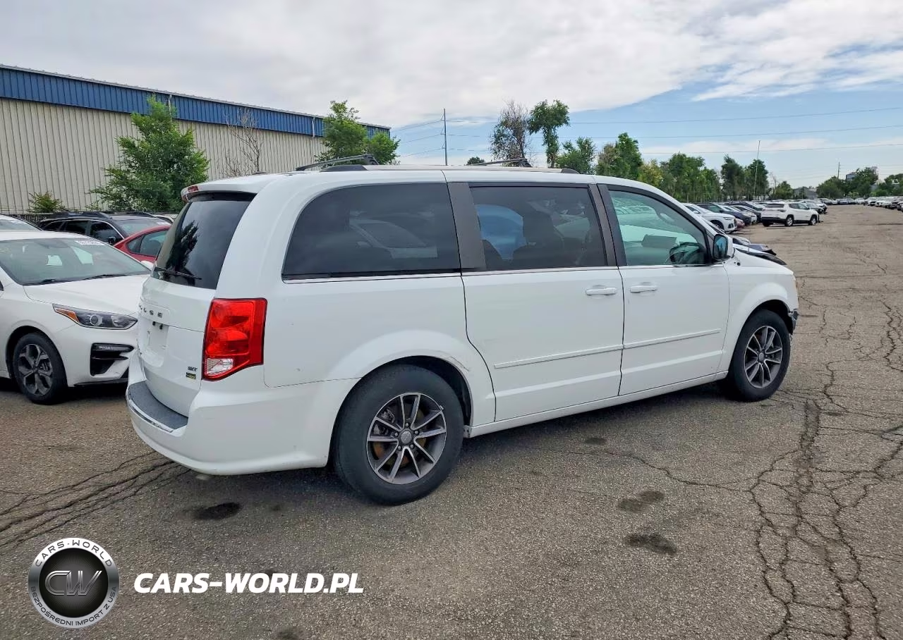 2017 Dodge Grand Caravan Sxt VIN:2C4RDGCG7HR806853 - 3