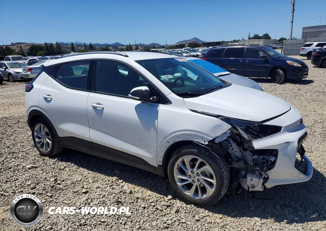 2022 Chevrolet Bolt Euv Lt VIN:1G1FY6S04N4111310 - 4