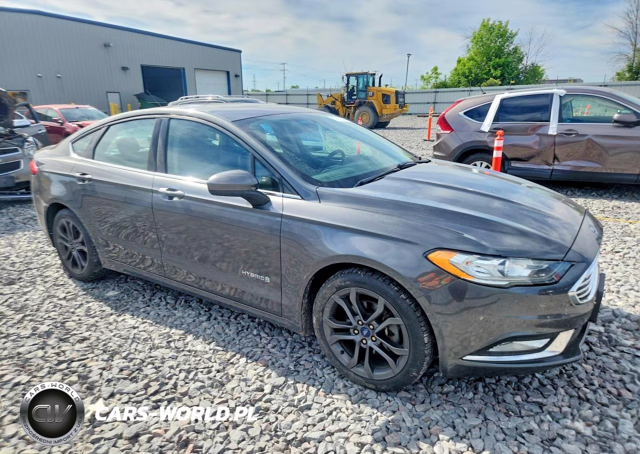 2018 Ford Fusion Se Hybrid VIN:3FA6P0LU3JR175743 - 4