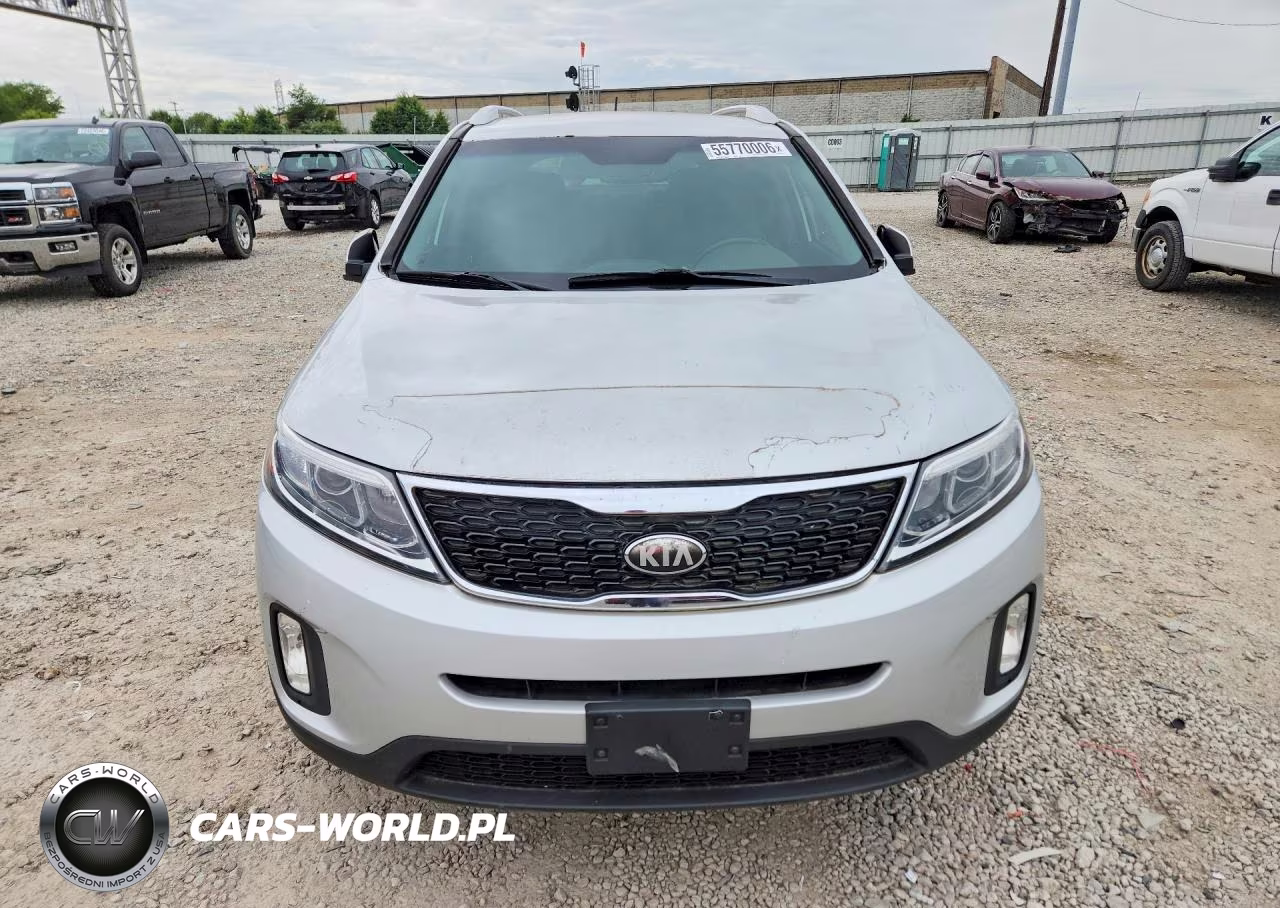 2014 Kia Sorento Lx VIN:5XYKTDA60EG442112 - 5