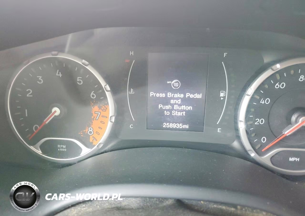 2017 Jeep Renegade Sport VIN:ZACCJBAB2HPF86227 - 9