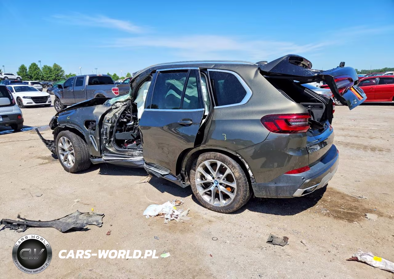 2023 BMW X5 xDrive45E VIN:5UXTA6C05P9P80123 - 2