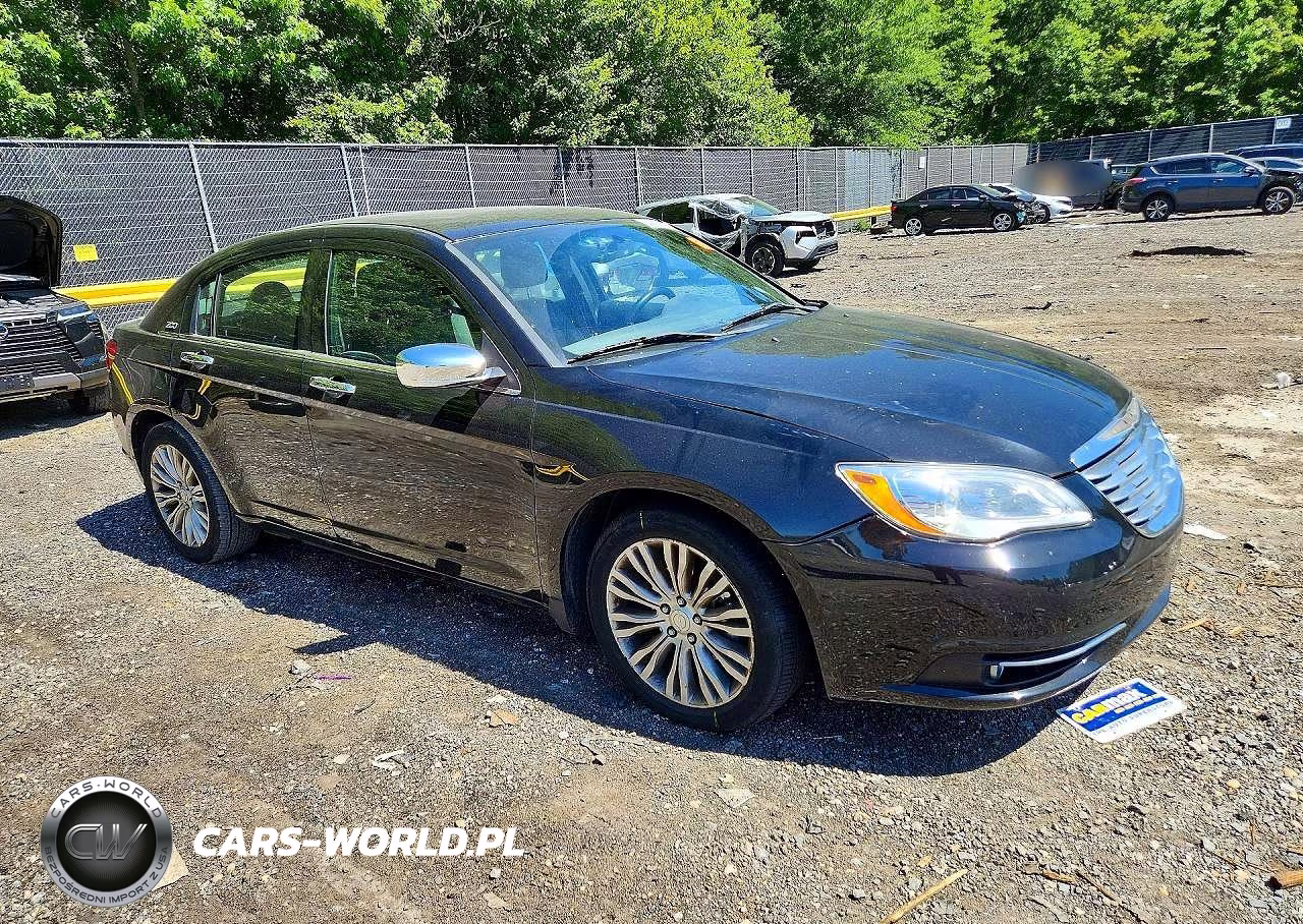 2013 Chrysler 200 Limited VIN:1C3CCBCG2DN683504 - 4