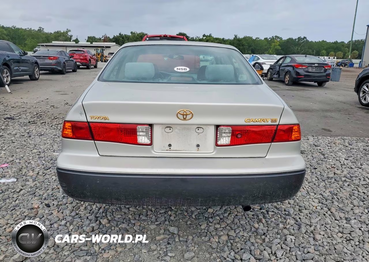 2000 Toyota Camry Le VIN:4T1BG22K2YU670082 - 6
