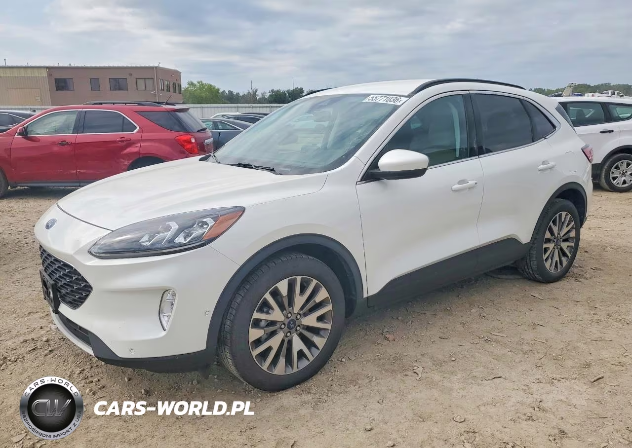 2021 Ford Escape Titanium – zdjęcie 1 z 13