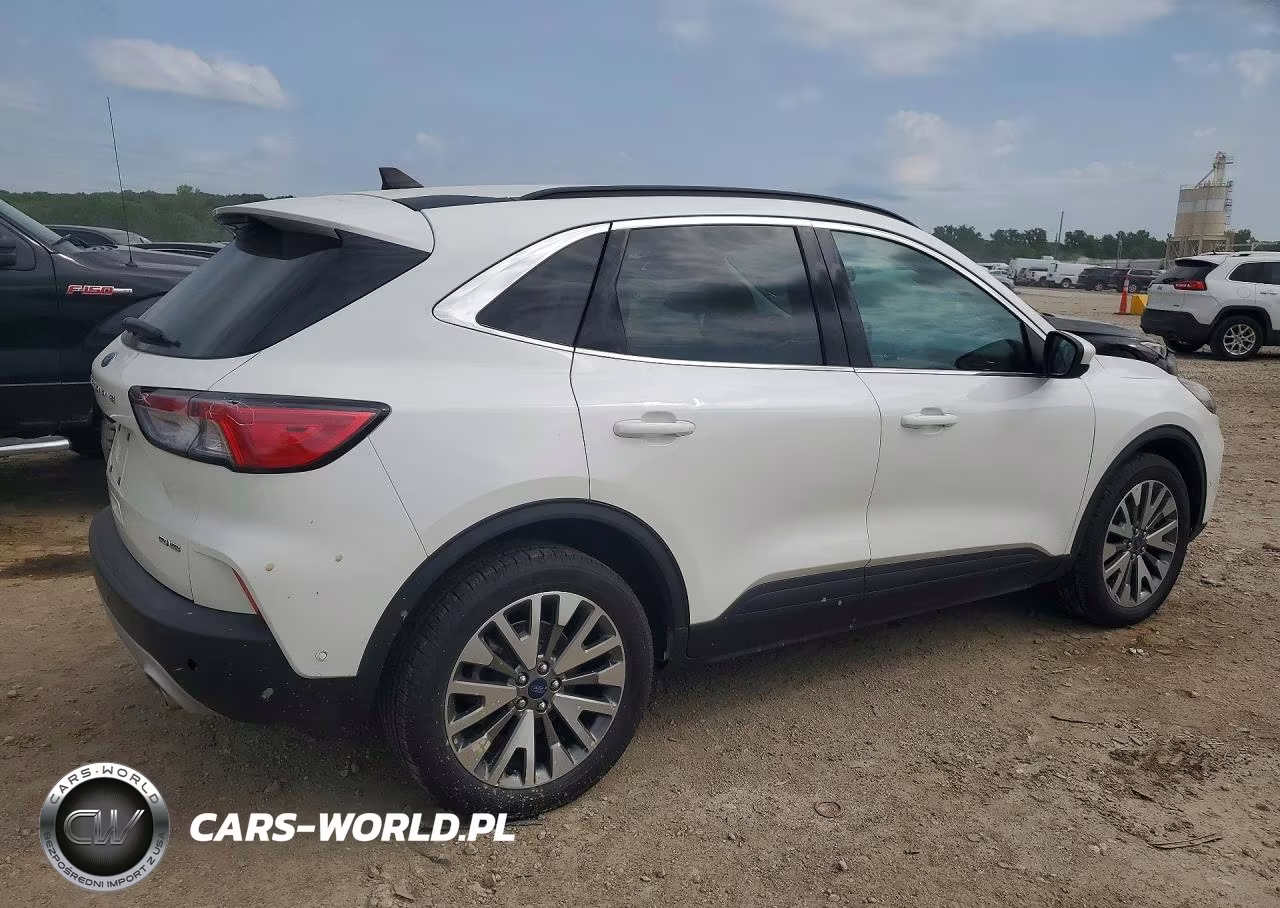2021 Ford Escape Titanium VIN:1FMCU9J93MUA70668 - 3