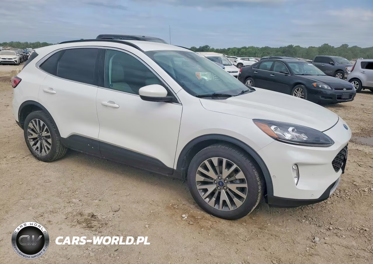 2021 Ford Escape Titanium VIN:1FMCU9J93MUA70668 - 4