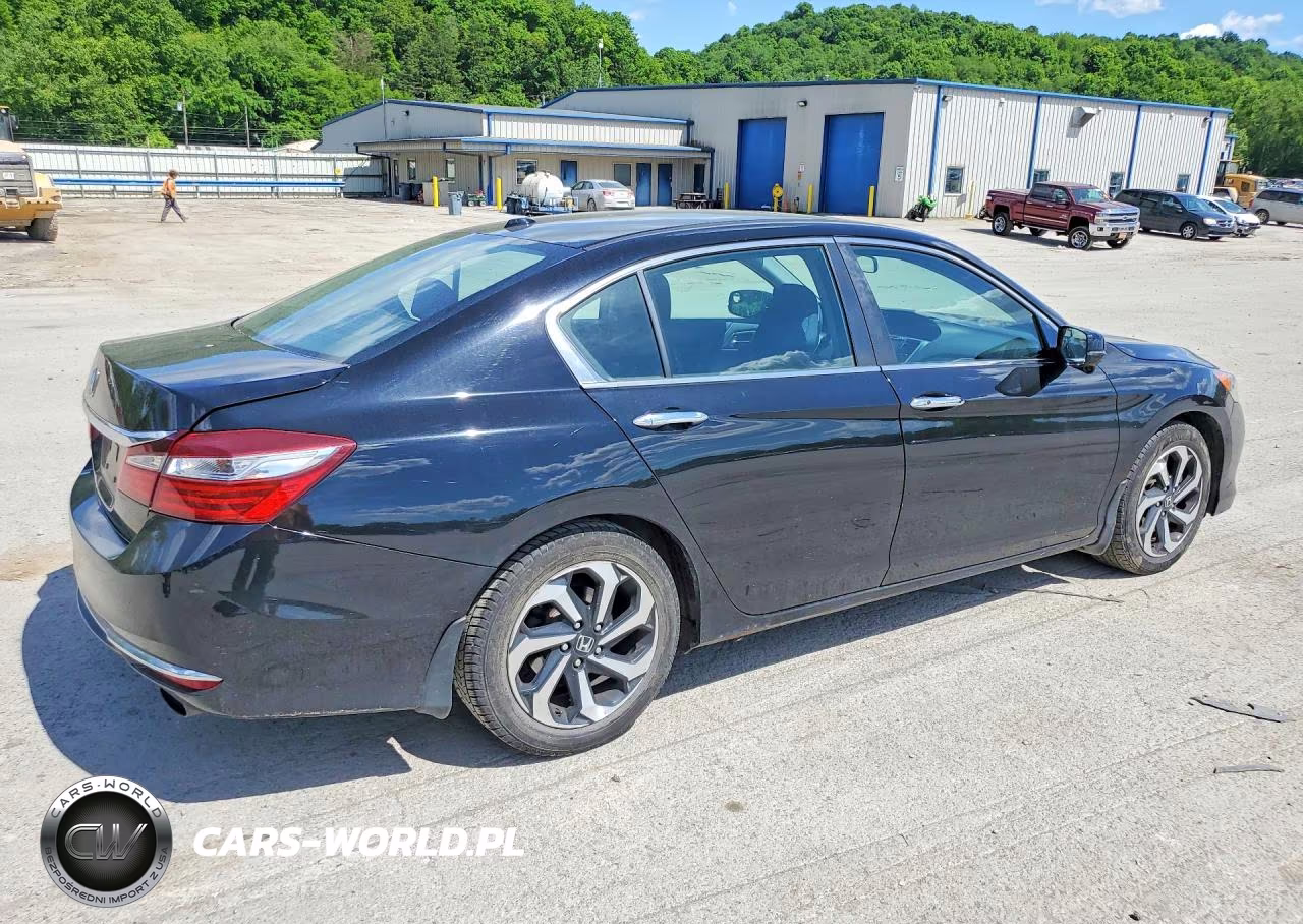 2017 Honda Accord Ex VIN:1HGCR2F71HA000910 - 3