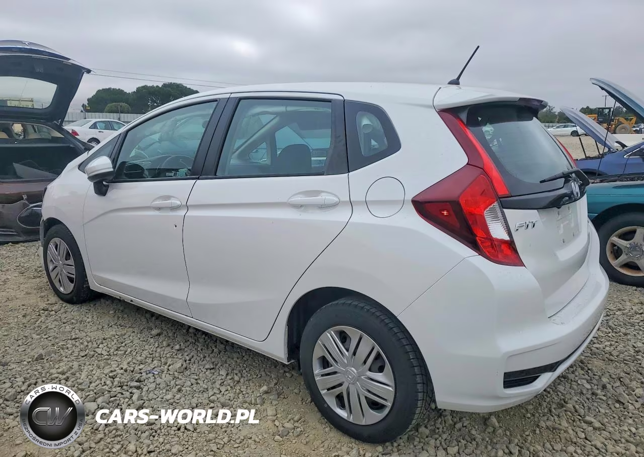 2020 Honda Fit Lx VIN:3HGGK5H44LM703956 - 2