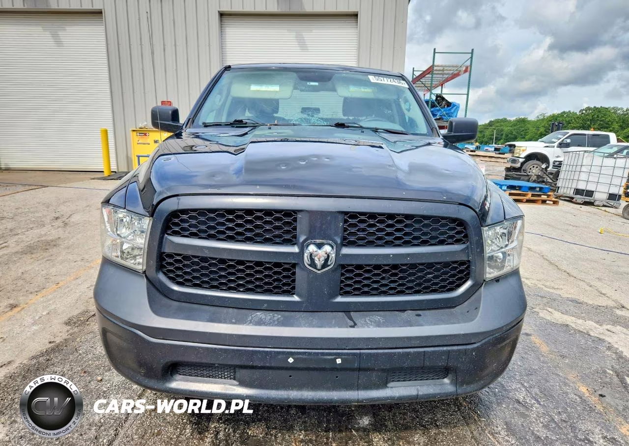 2019 Ram 1500 Classic Tradesman VIN:1C6RR6FG8KS529909 - 5