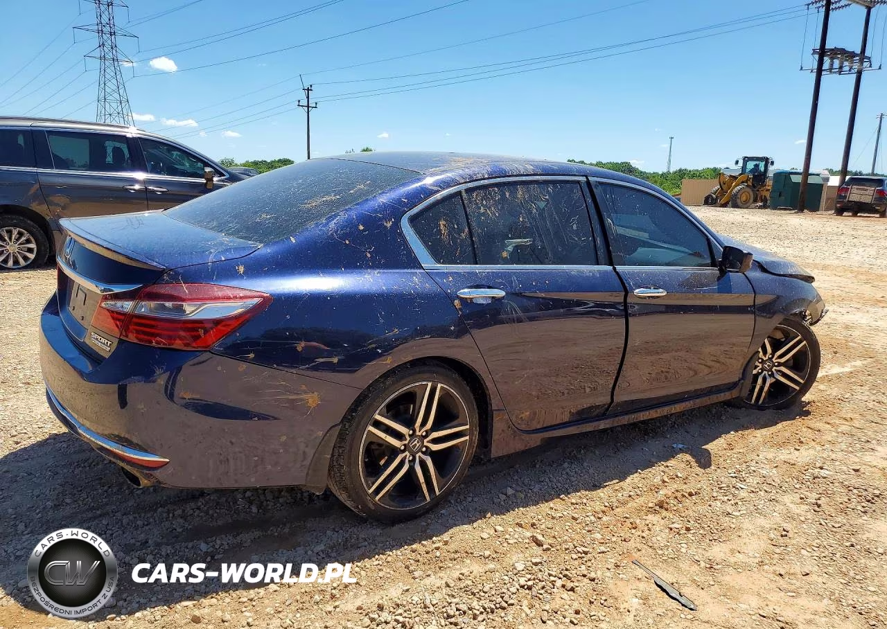 2017 Honda Accord Sport Special Edition VIN:1HGCR2F13HA234221 - 3