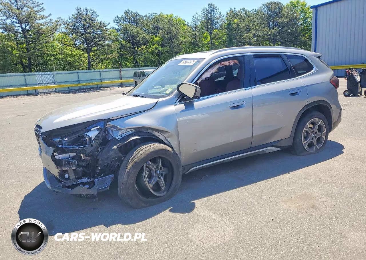 2026 BMW X1 xDrive28I – zdjęcie 1 z 13