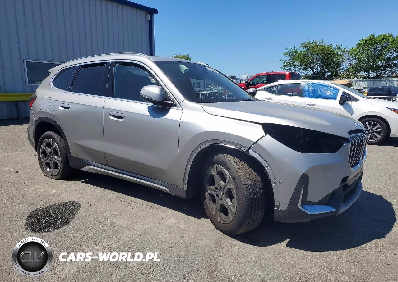 2026 BMW X1 xDrive28I VIN:WBX73EF05T5627586 - 4