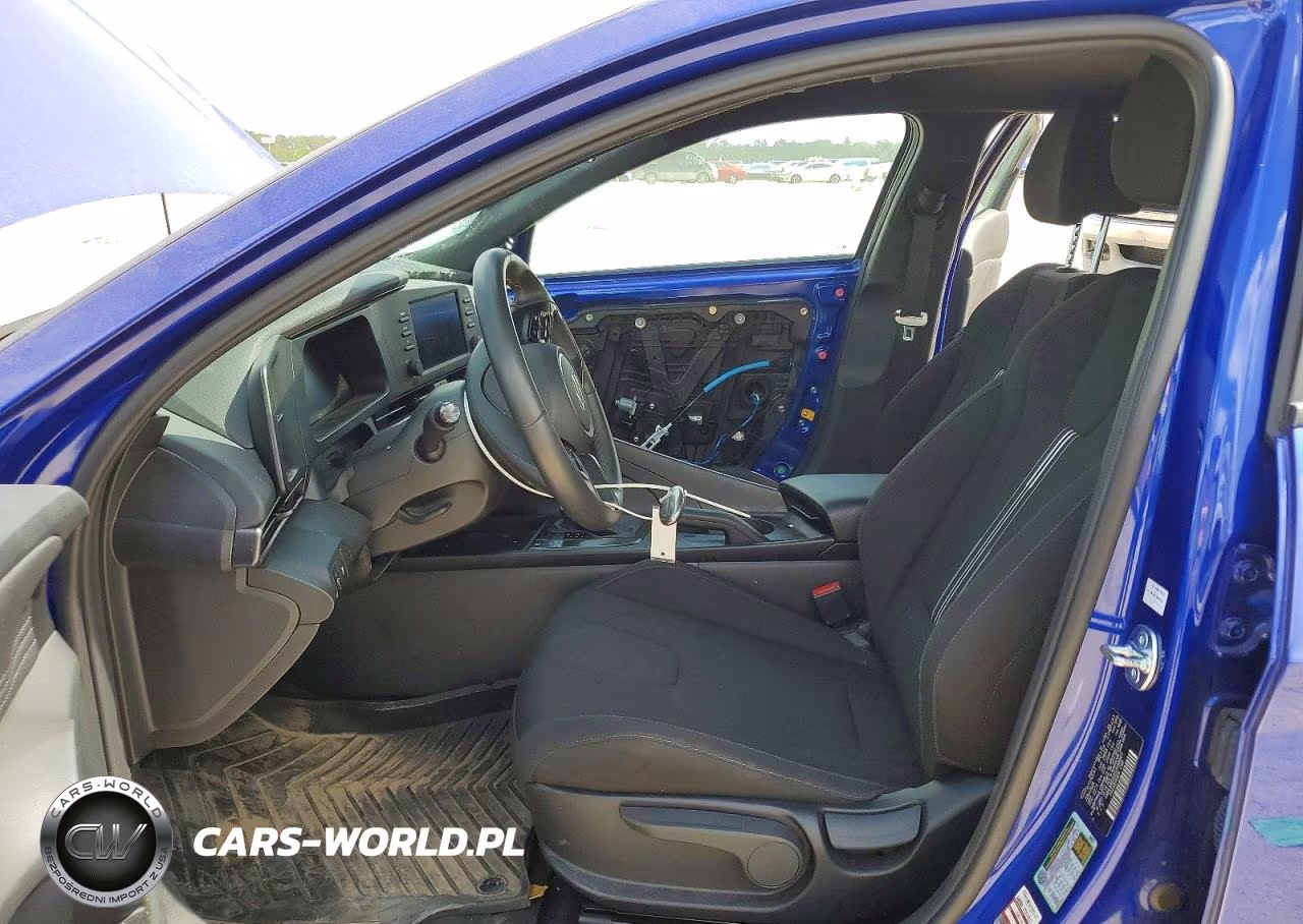 2025 Hyundai Elantra Sel Sport VIN:KMHLM4DG9SU058907 - 7
