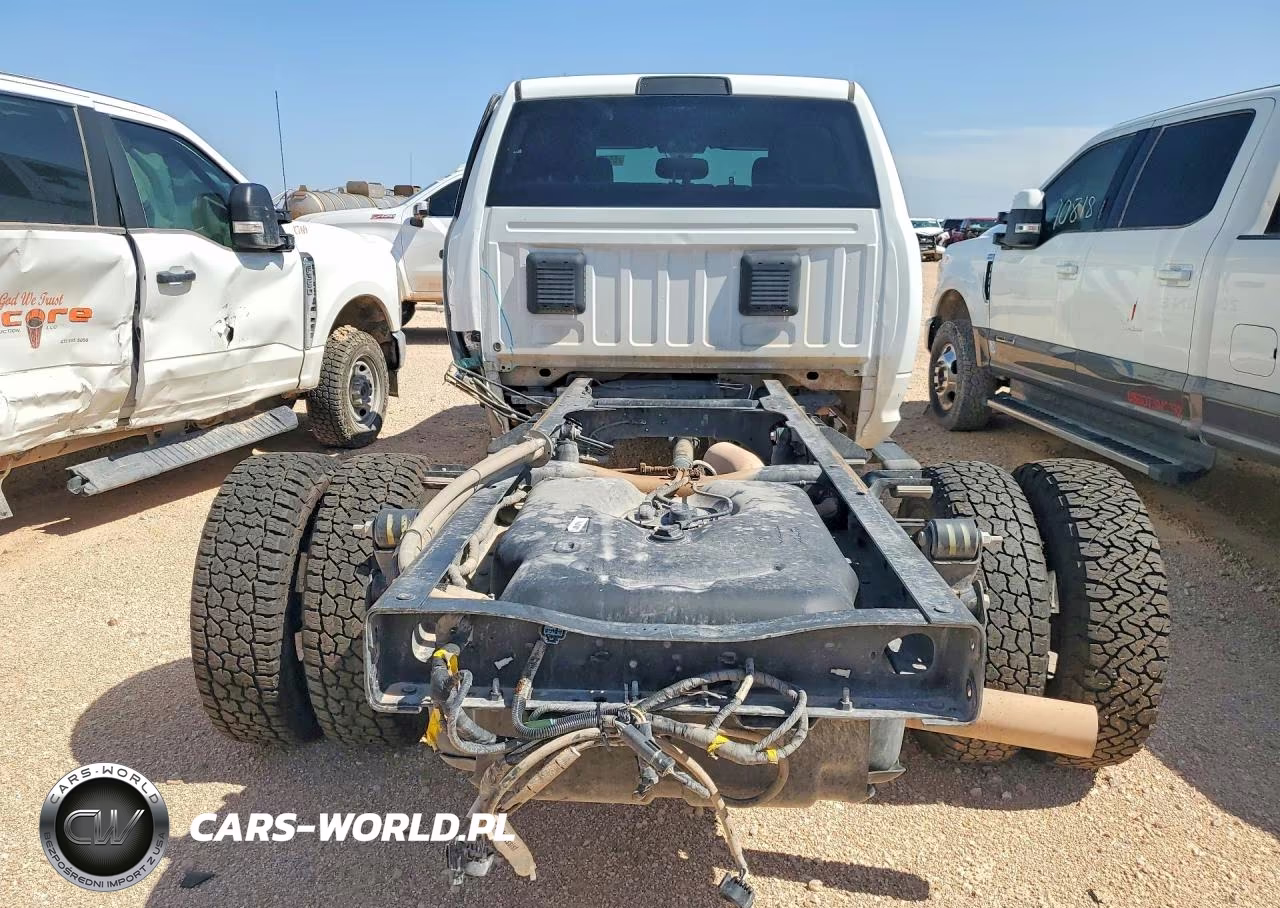 2022 Ram 3500 VIN:3C7WRTCL2NG398146 - 6