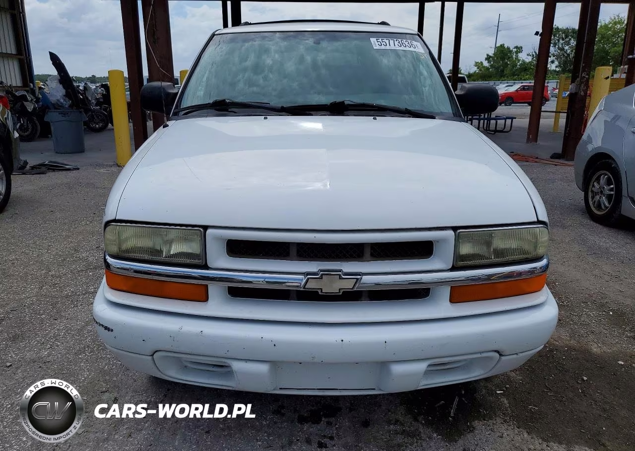 2002 Chevrolet Blazer VIN:1GNCS13W52K141299 - 5