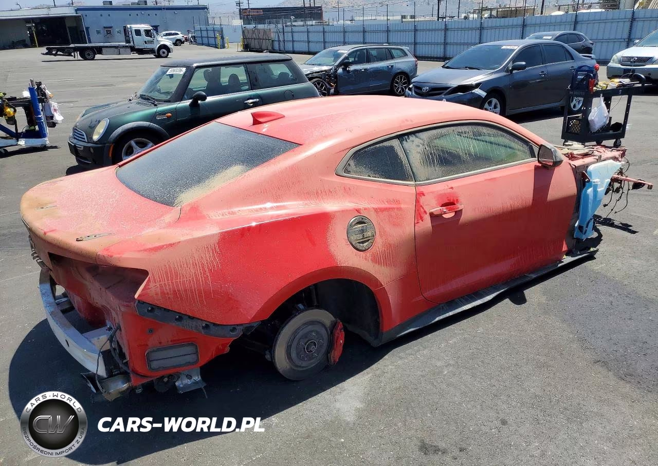 2019 Chevrolet Camaro VIN:1G1FK1R65K0150912 - 3